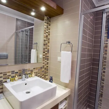 Captain Otel 3*